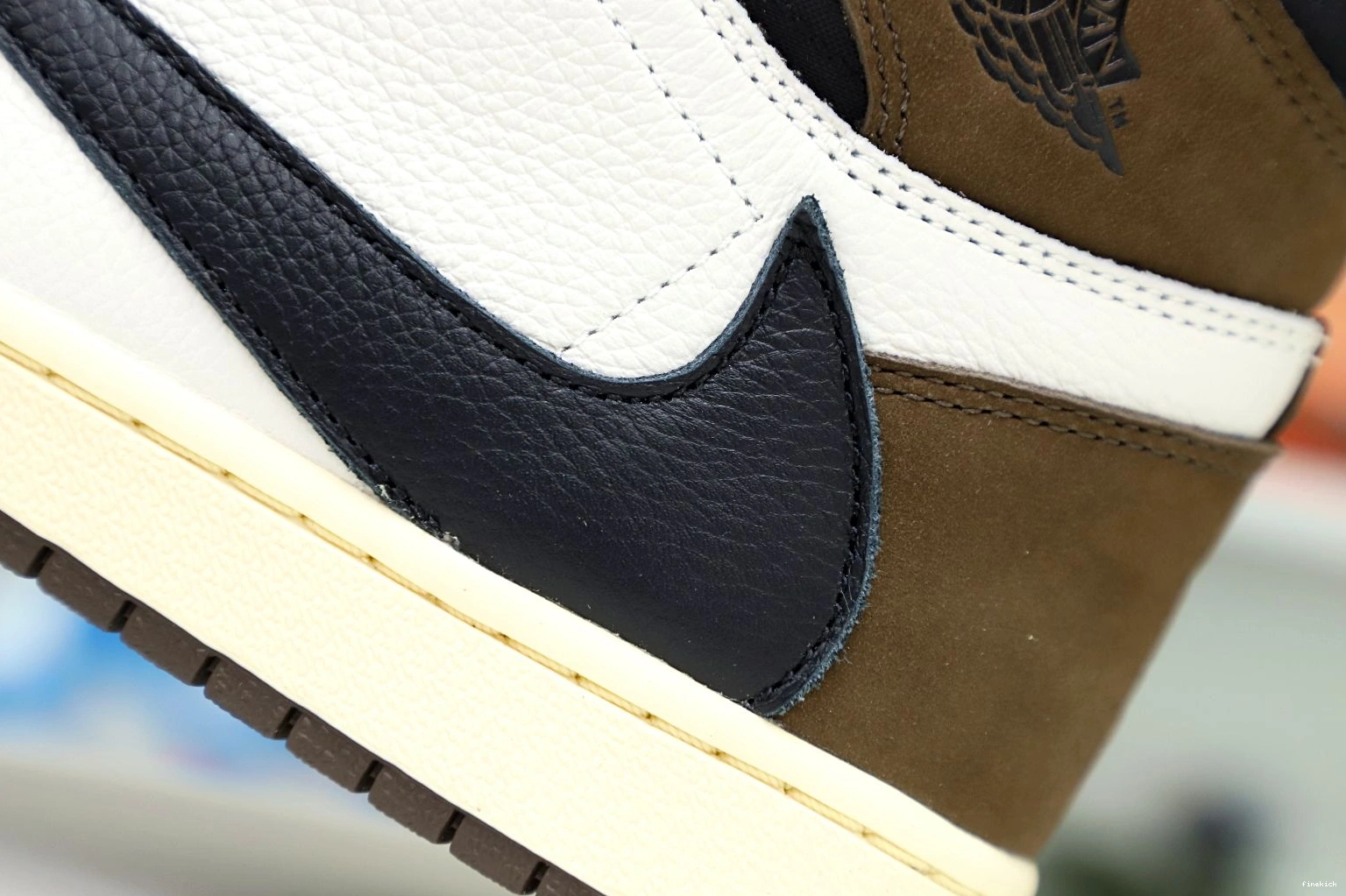 HIGH JORDAN 'MOCHA' SCOTT TRAVIS X AIR RETRO OG 1 0716